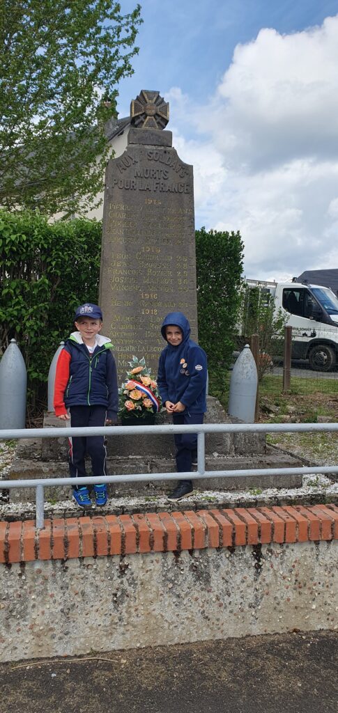 ceremonie-de-8-mais-2025-1